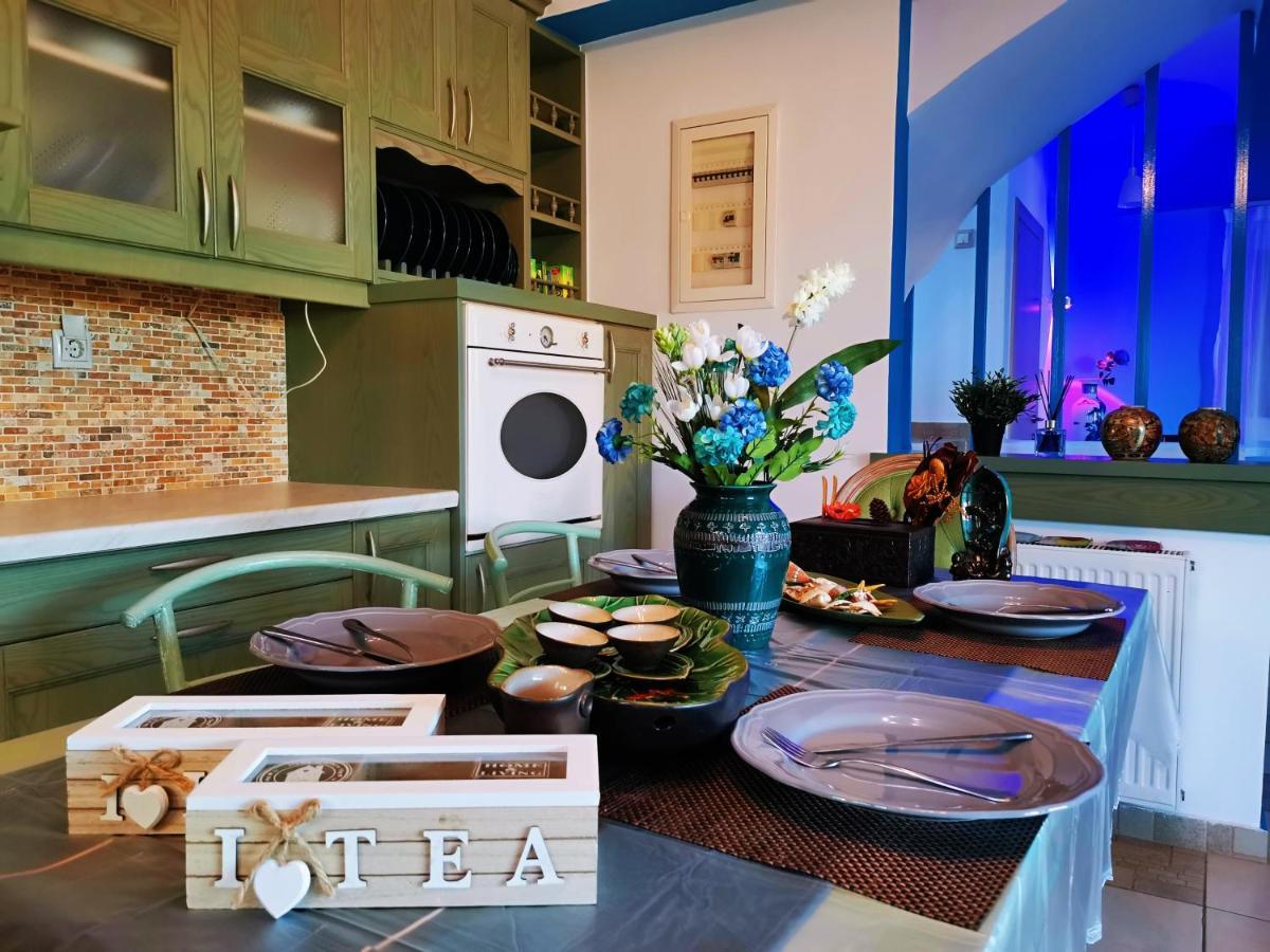 Sicci Near The Airport&sea * Atene